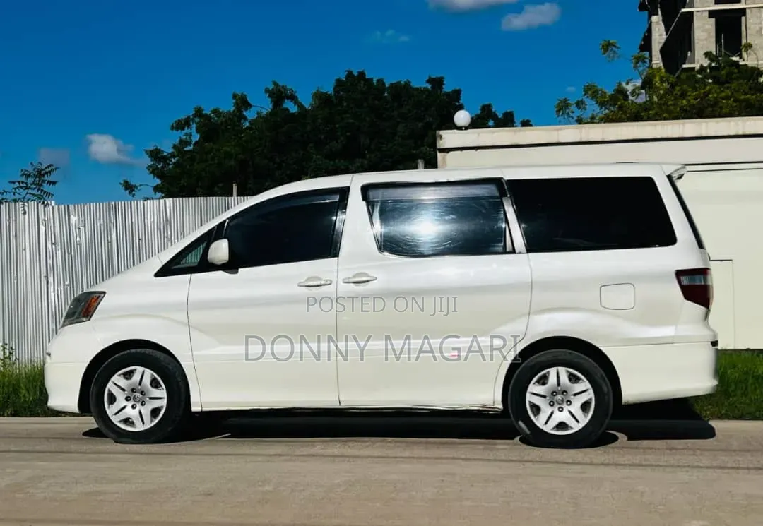Toyota Alphard 2004 White
