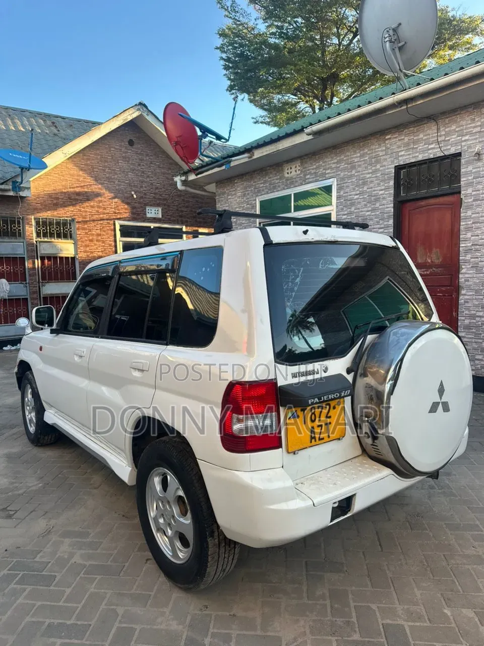 Mitsubishi Pajero 2005 White