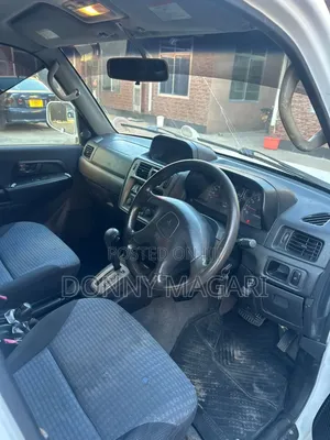 Mitsubishi Pajero 2005 White