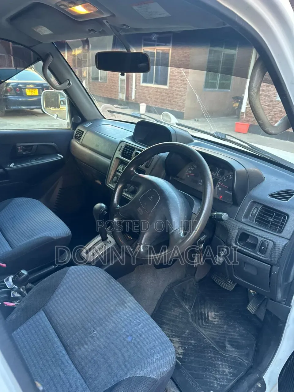Mitsubishi Pajero 2005 White