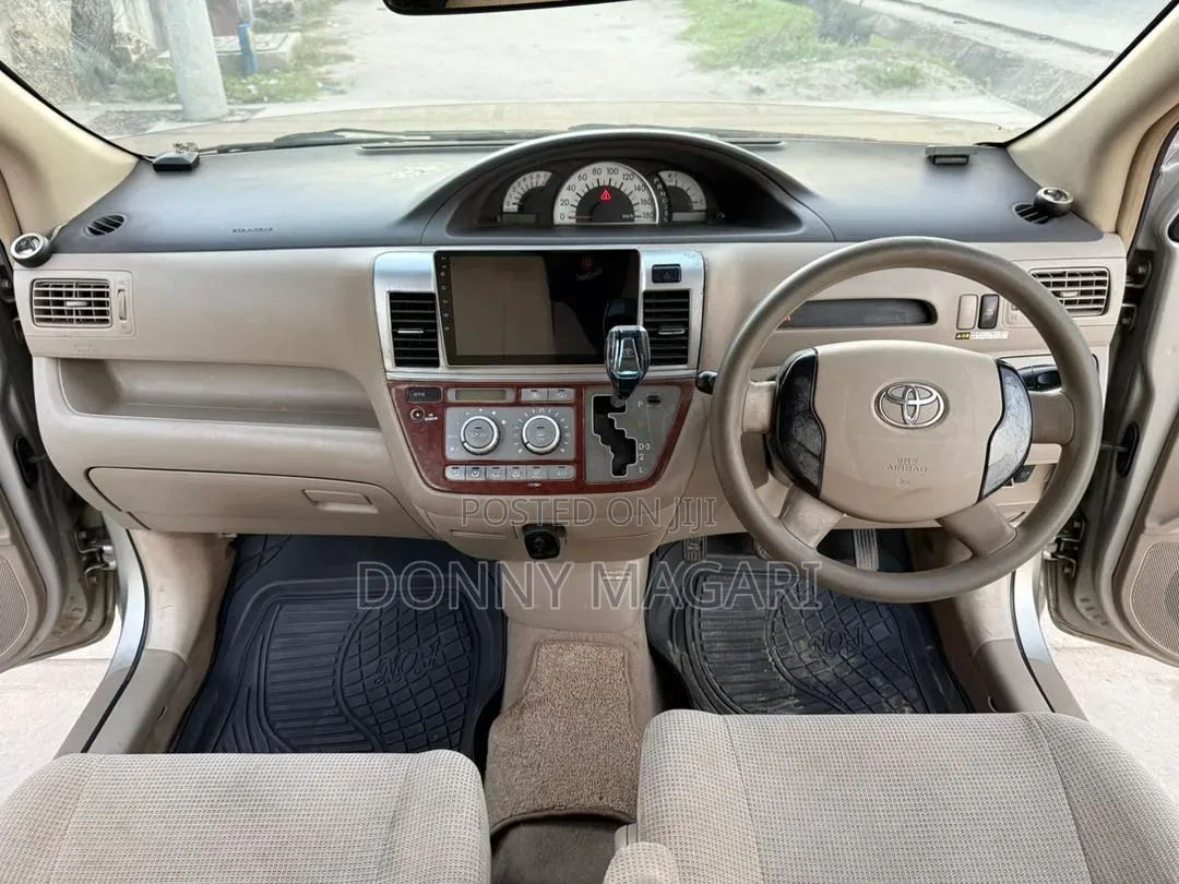 Toyota Premio 2003 Silver