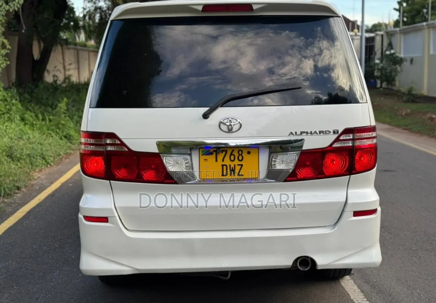Toyota Alphard 2006 White