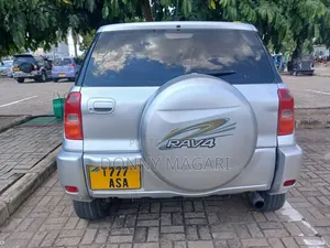 Toyota RAV4 2004 Silver