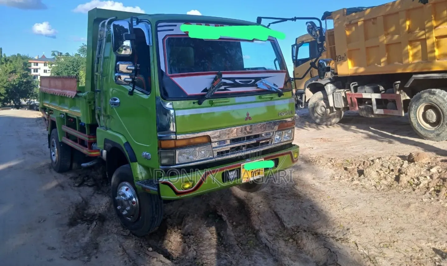 Mitsubishi Fuso Tipper