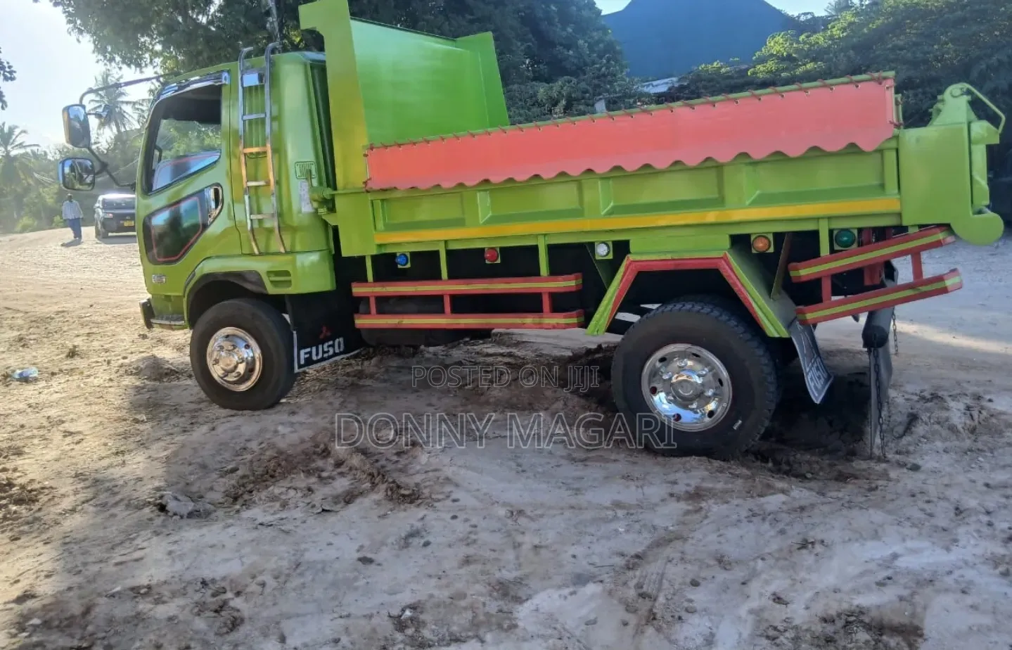Mitsubishi Fuso Tipper