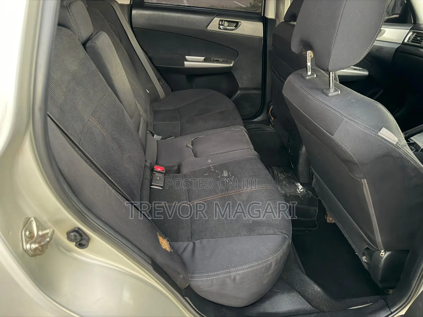 Subaru Forester 2010 Gold