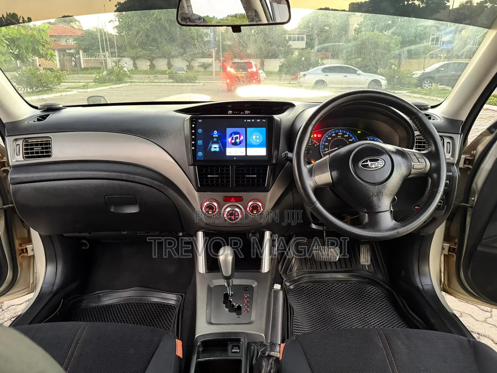 Subaru Forester 2010 Gold