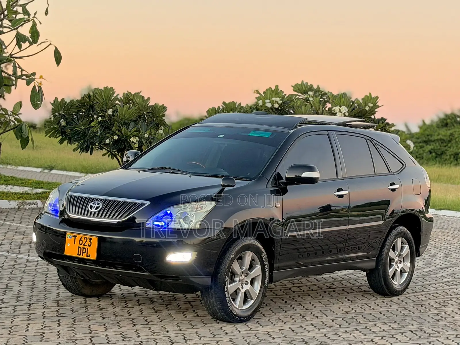 Toyota Harrier 2015 Gray