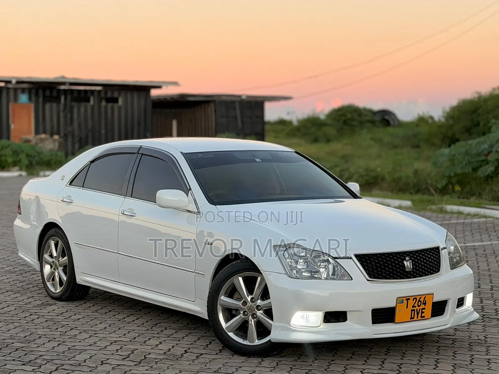 Toyota Crown Royale 2005 White