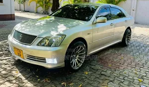 Toyota Crown 2006 Silver
