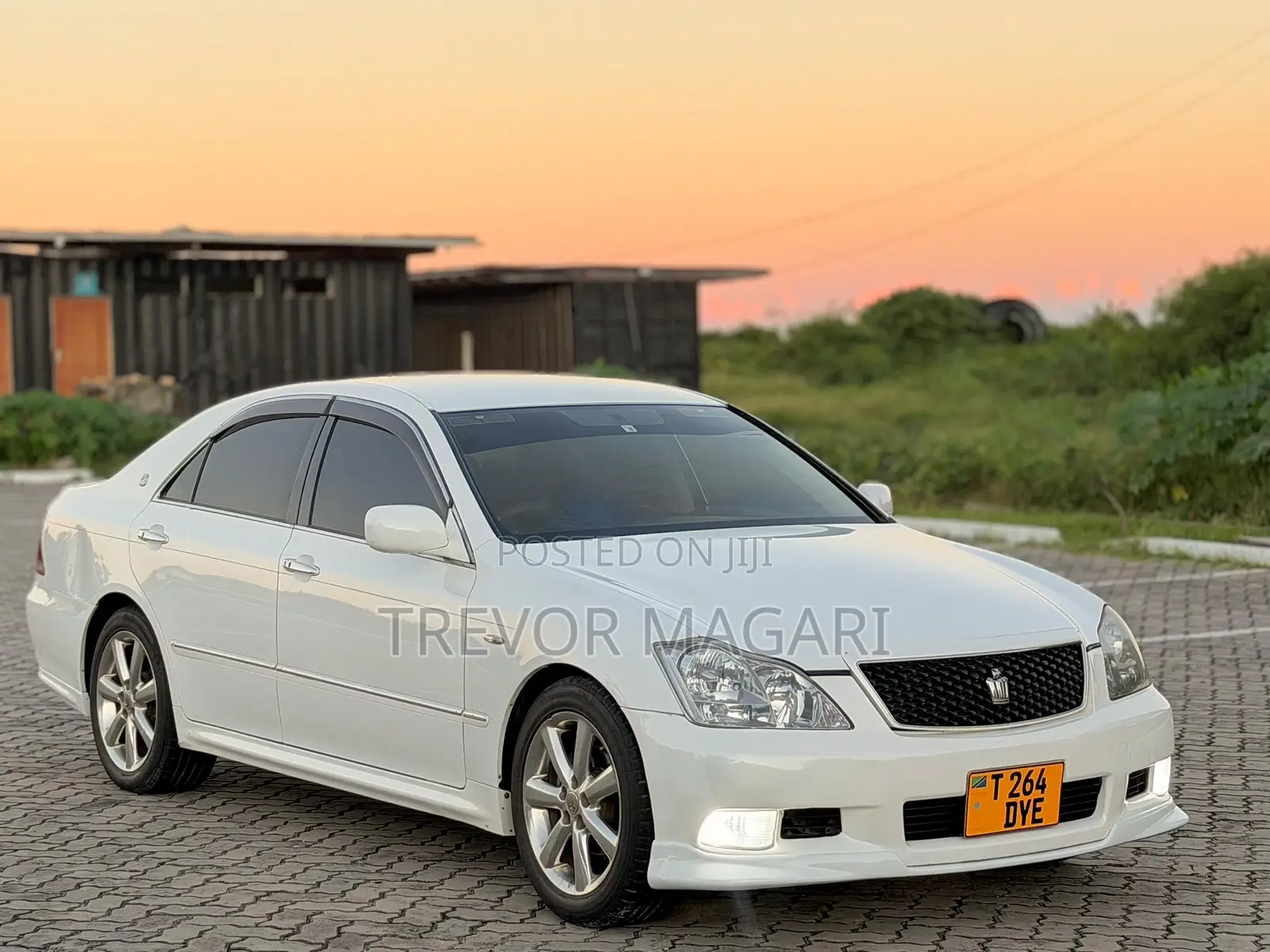 Toyota Crown Royale 2005 White