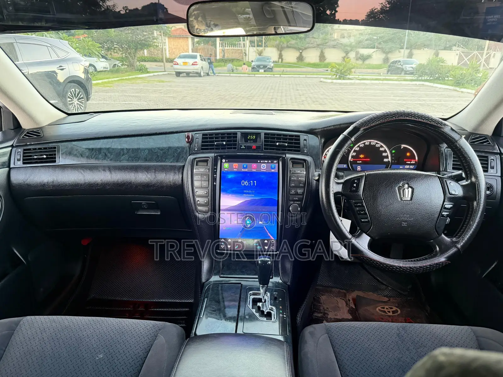 Toyota Crown Royale 2005 White