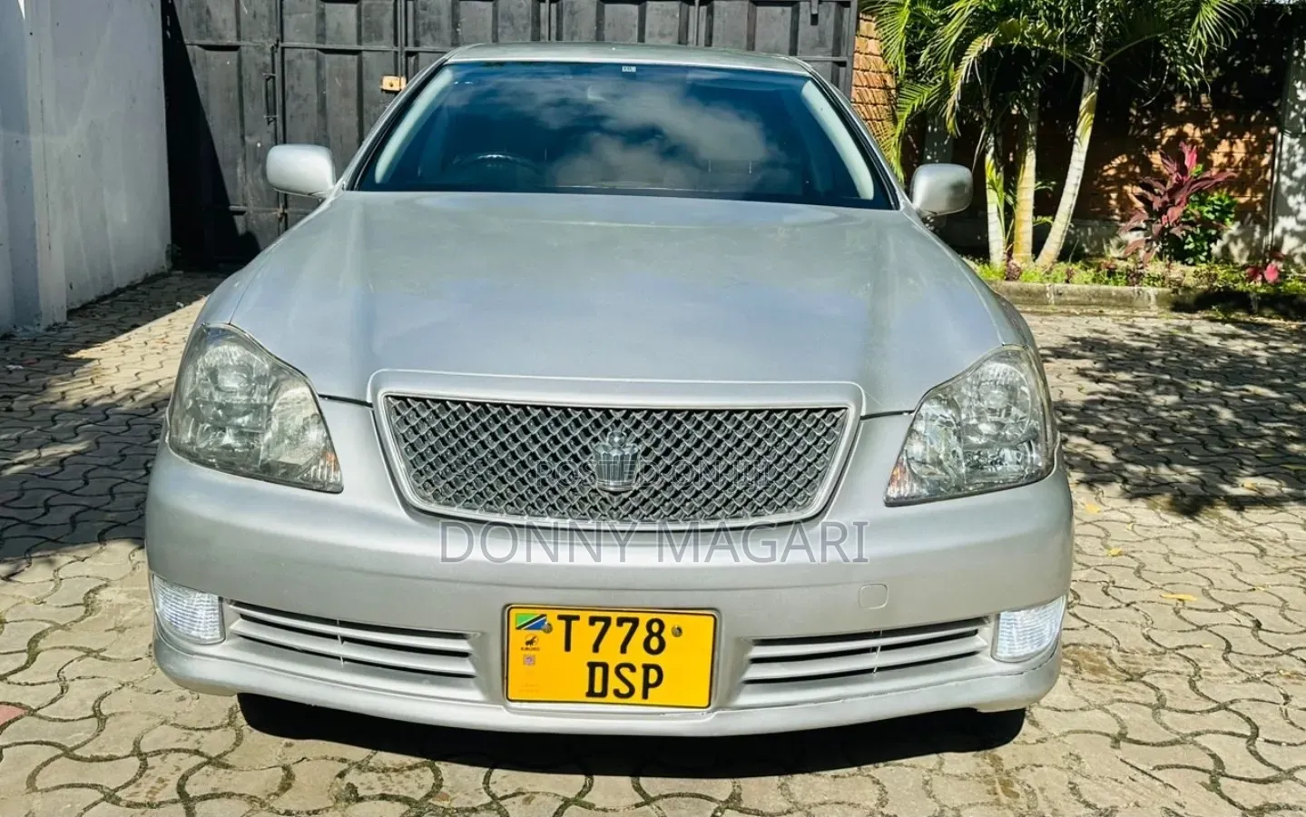 Toyota Crown 2006 Silver