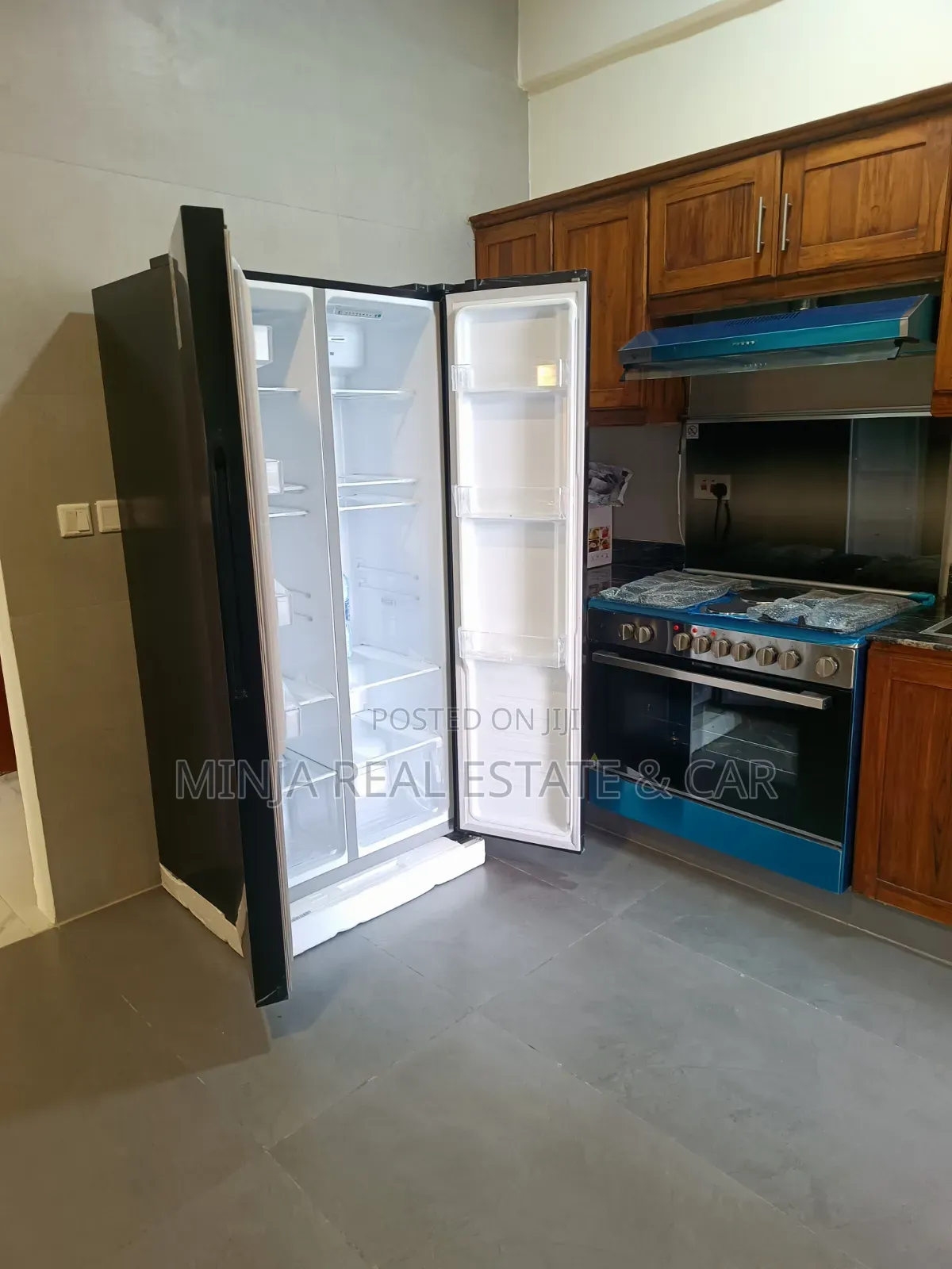 3bdrm Apartment in Upanga West for sale