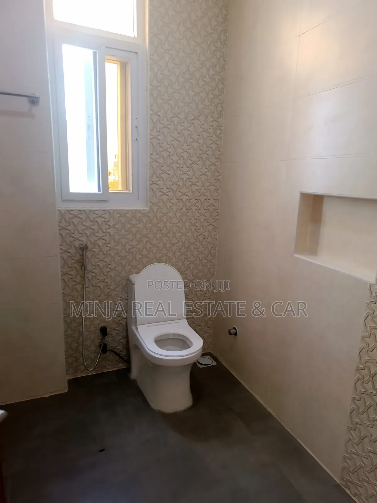 3bdrm Apartment in Upanga West for sale
