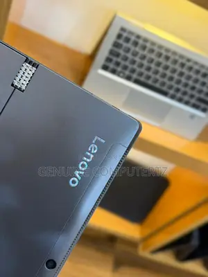 Laptop Lenovo Miix 630 8GB Intel Core i5 SSD 256GB