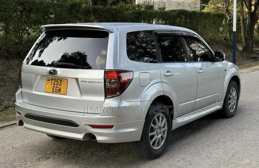 Subaru Forester 2009 Silver