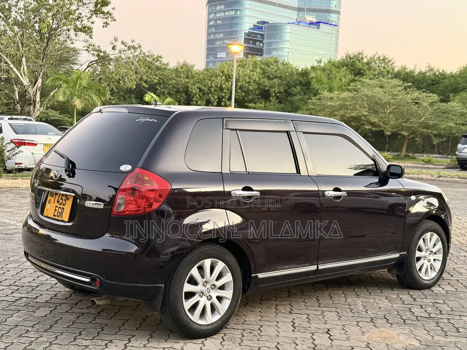 Mazda Verisa 2012 Maroon