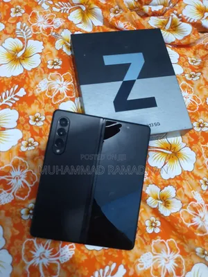 New Samsung Galaxy Z Fold3 5G 256 GB Black