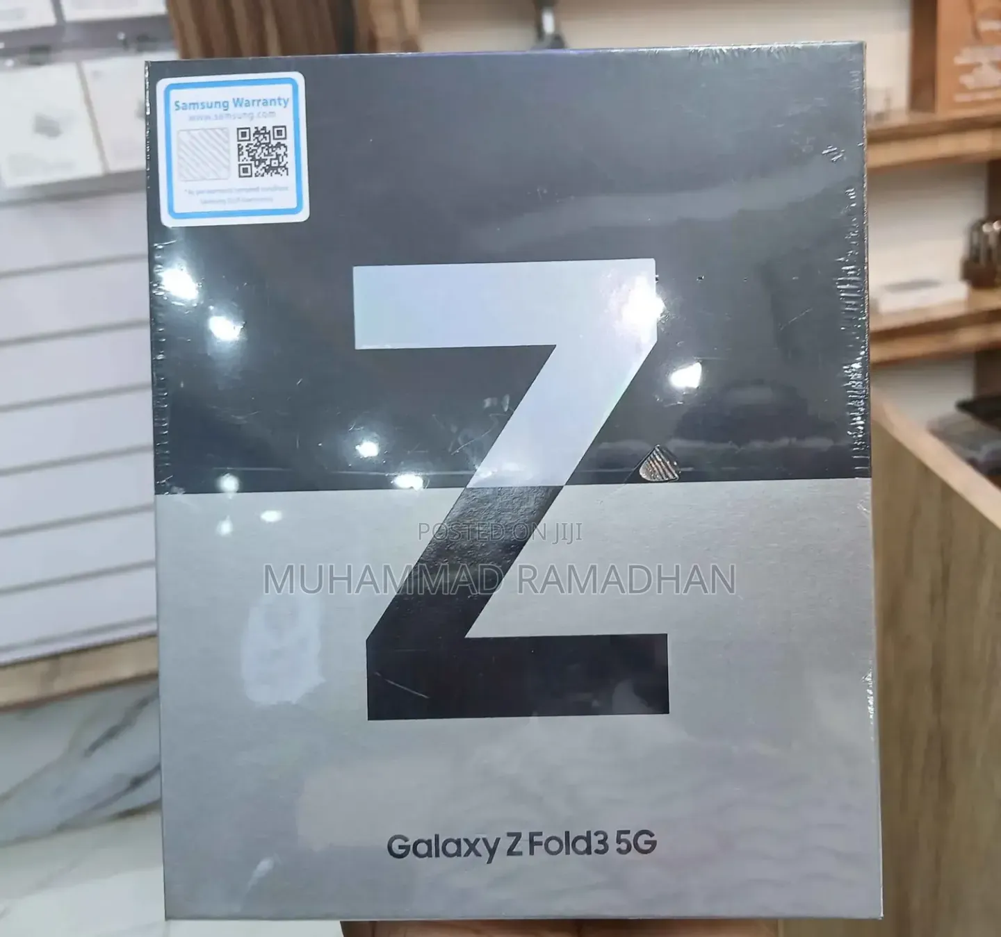New Samsung Galaxy Z Fold3 5G 256 GB Black