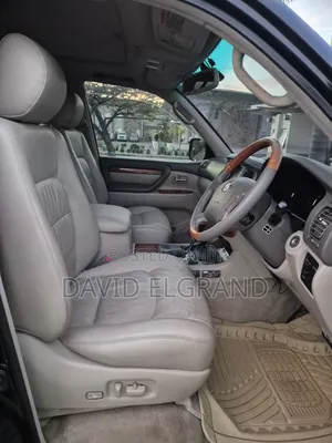 Toyota Land Cruiser 2004 Black