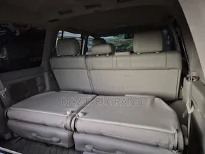 Toyota Land Cruiser 2004 Black