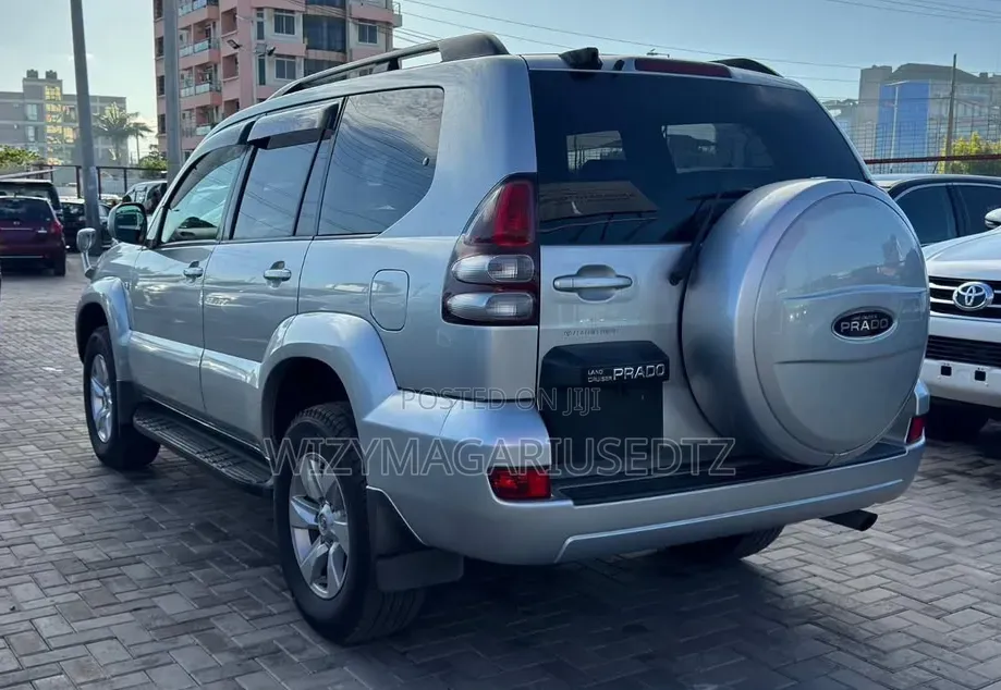 Toyota Land Cruiser Prado 2007 Silver