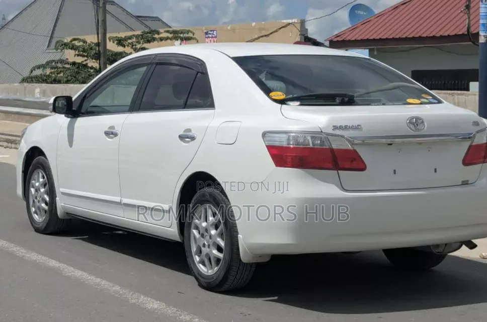 Toyota Premio 2008 White