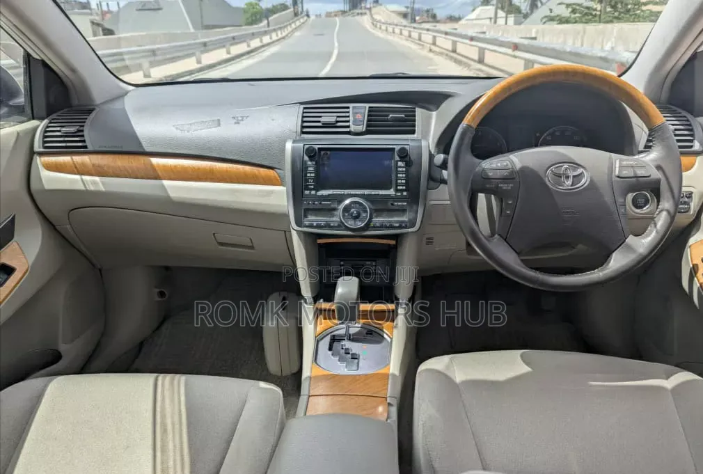 Toyota Premio 2008 White