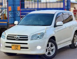 Toyota RAV4 2007 White