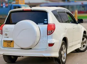 Toyota RAV4 2007 White