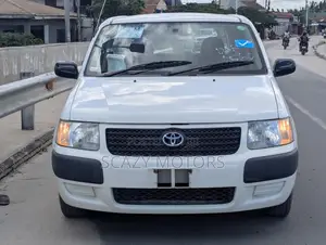 Toyota Succeed 2005 White