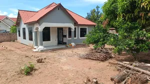 Furnished 3bdrm House in Mkolani for sale