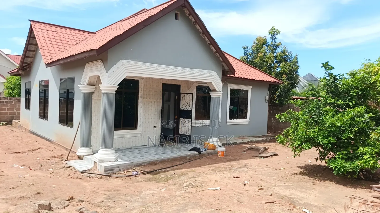 Furnished 3bdrm House in Mkolani for sale