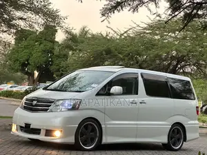Toyota Alphard 2.4 Petrol AWD 2004 White