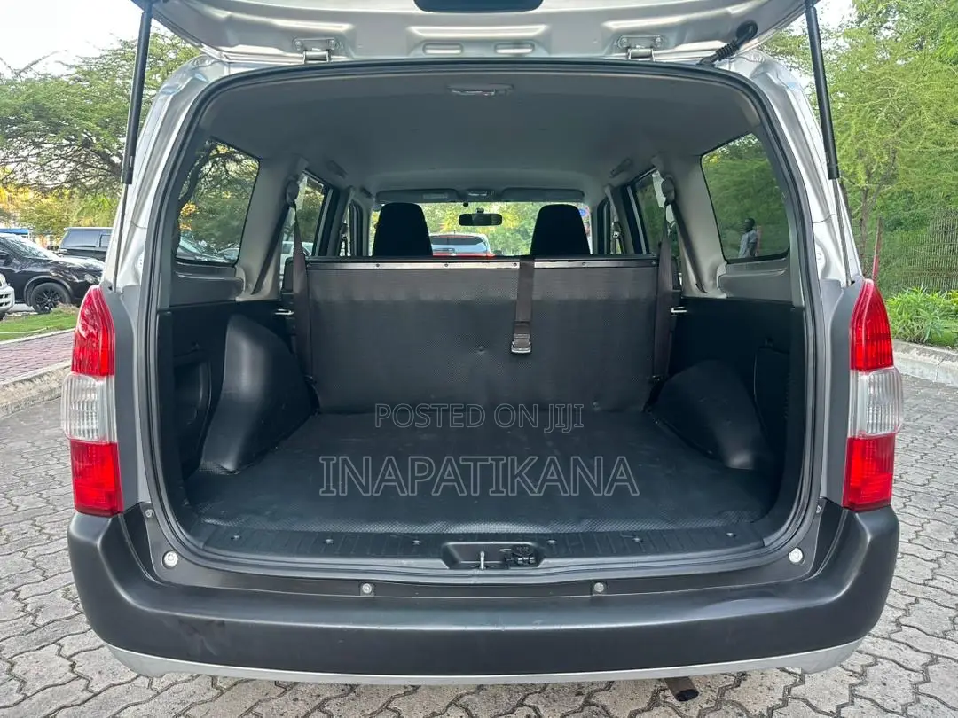 Toyota Probox 1.5 GL 2WD 2014 Silver
