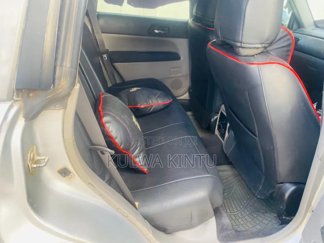 Subaru Forester 2001 Silver