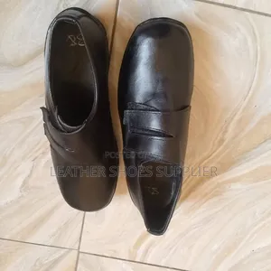 Viatu Vya Ngozi Vya Shule