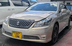Toyota Crown 2009 Silver