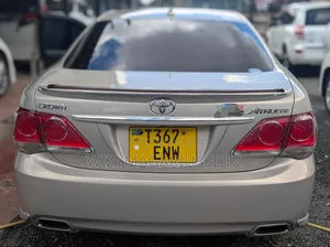 Toyota Crown 2009 Silver