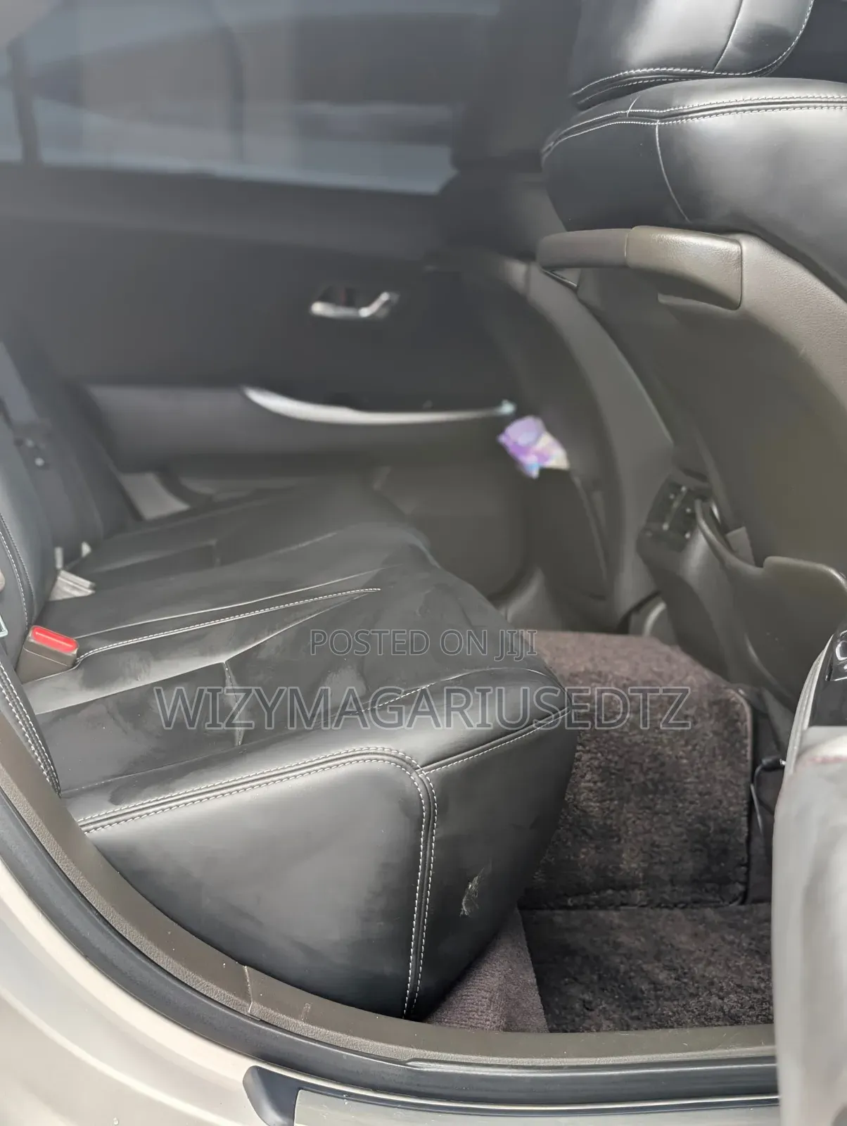 Toyota Crown 2009 Silver