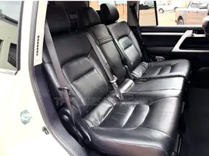 Toyota Land Cruiser 2018 White