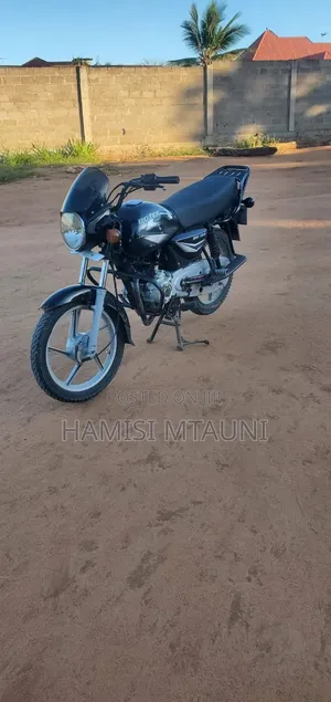 Bajaj Boxer X125 2025 Black