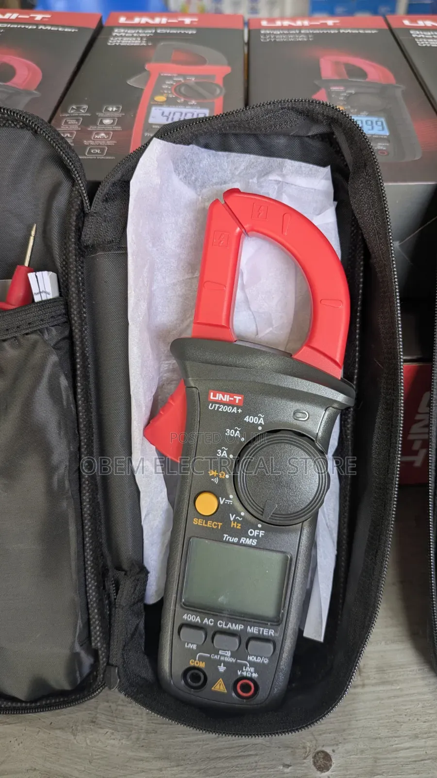 Uni-T Digital Clamp Meter Ut200a+