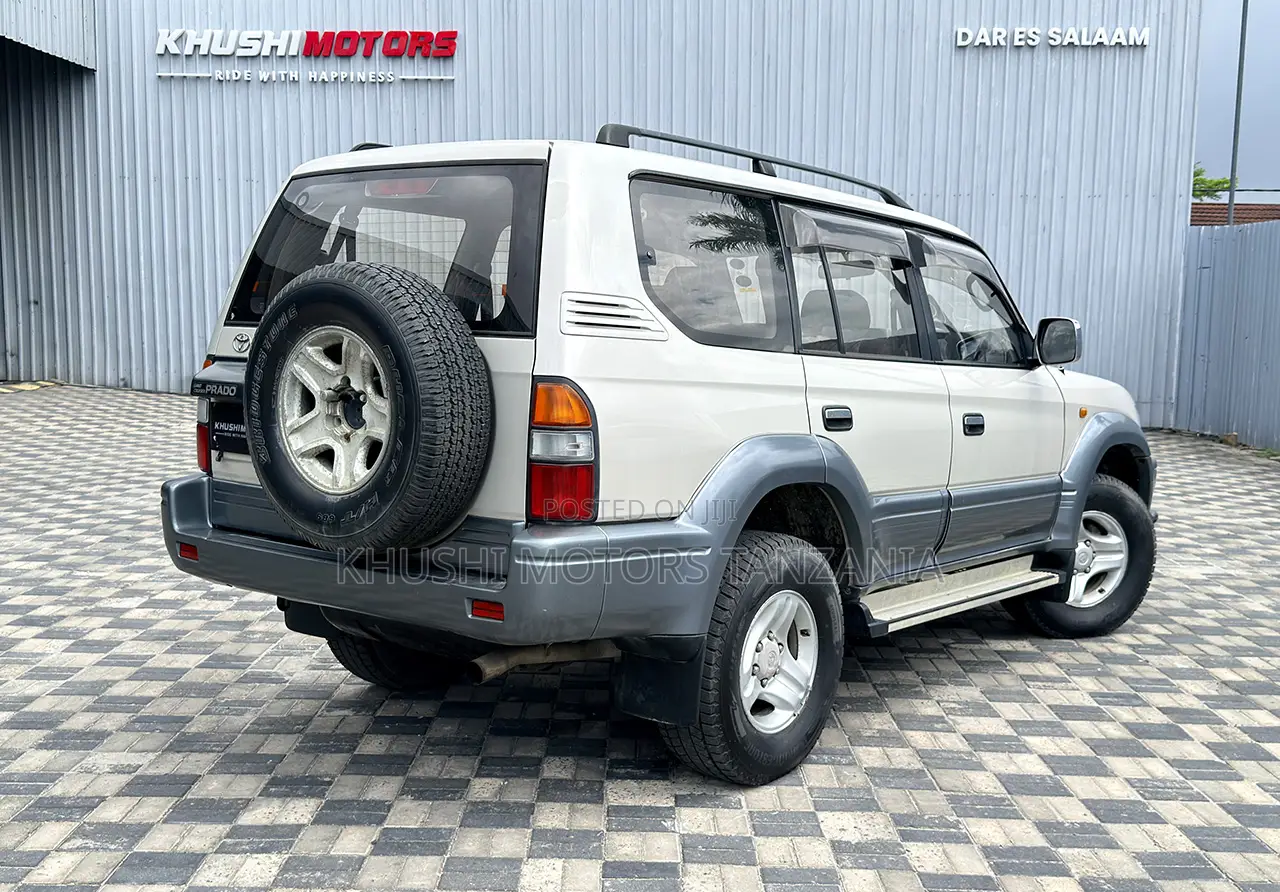 Toyota Land Cruiser Prado 1997 Gold