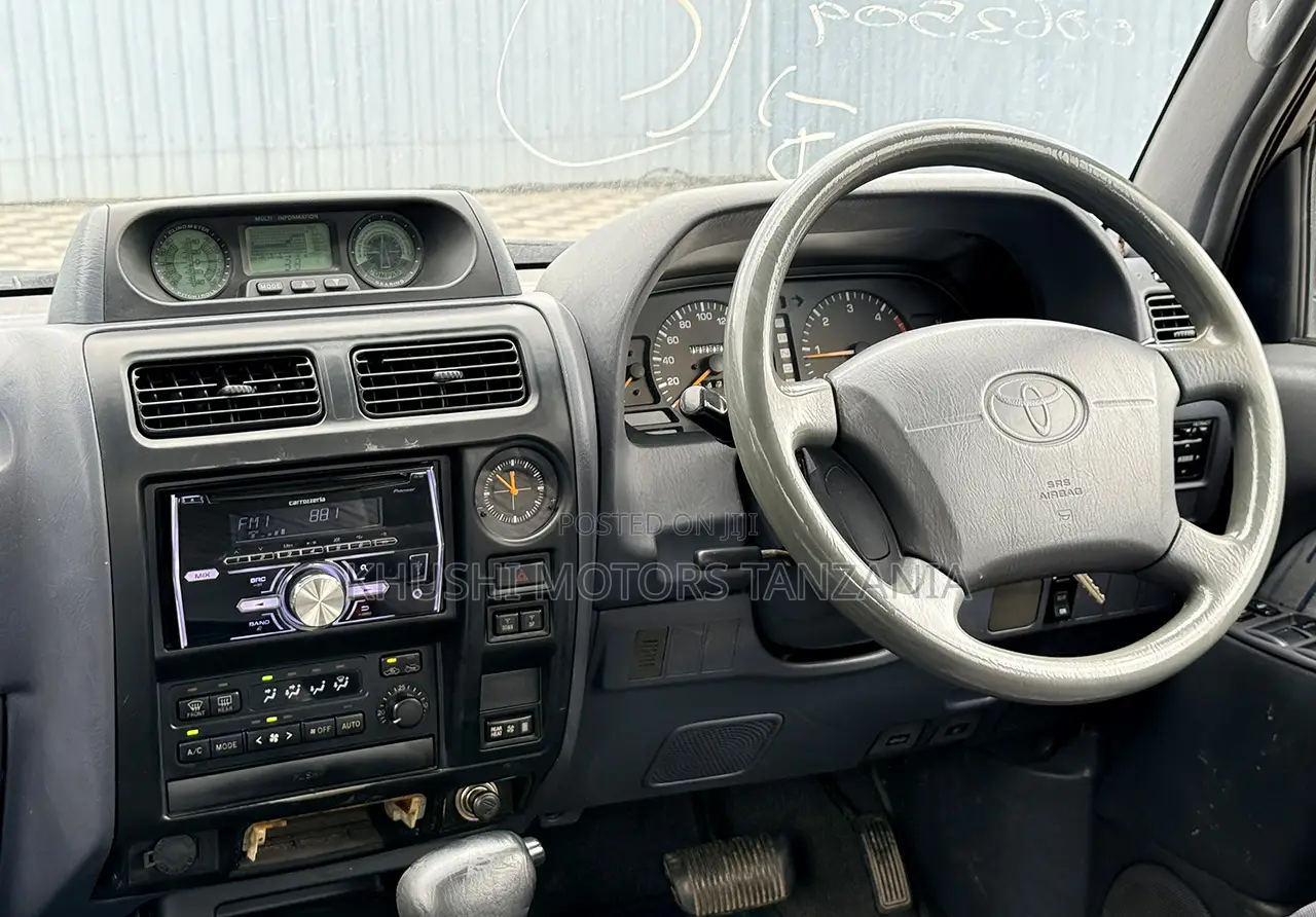 Toyota Land Cruiser Prado 1997 Gold