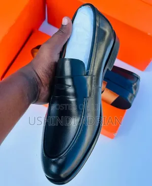 Viatu Brand: KbudiQuality Ya Kisasa Kwa Wanaopenda Smart Look