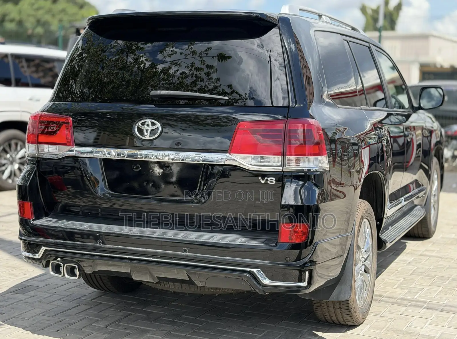 Toyota Land Cruiser 2022 Black