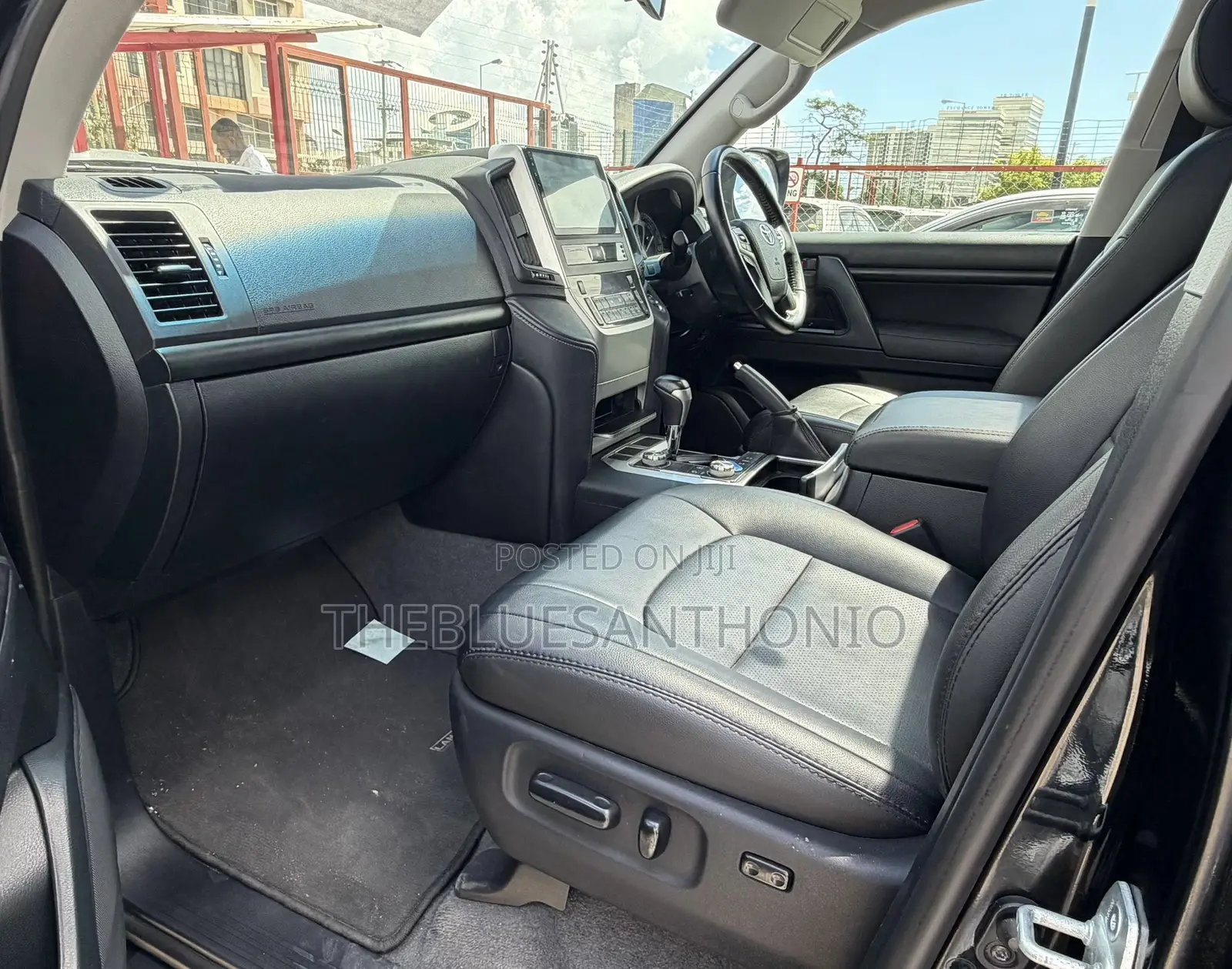 Toyota Land Cruiser 2022 Black