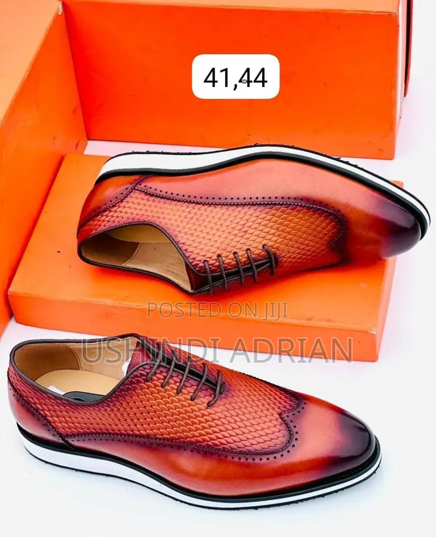 Viatu Vya Premium VinapatikanaBrand: Berluti